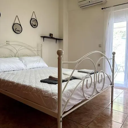 Apartment Tzo *